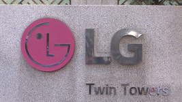LG디스플레이·LG엔솔, 전 임원 75억 원대 배임 혐의로 고소
