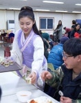 하지원 시청률 공약 지켰다…샴페인 파티 선사