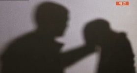 체벌 13시간 뒤 고교생 뇌사, 지각벌로 교사가 머리를…그 후 태권도장에서 쓰러져 충격!