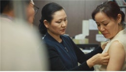 [정완진의 The CEO] 국내뿐 만 아니라 해외에도 우리 문화를 알리고 싶습니다. (주)질경이우리옷 이기연 대표를 만나다.