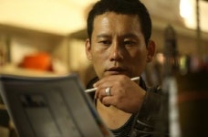 [정완진의 최고다] 노점 주인에서 종합 의류 브랜드 CEO로 그 성공 비결은?