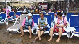 ‘자기야’ 후포리 패밀리, 워터파크 나들이 나섰다