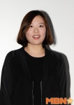 포즈 취하는 ``서울 생활` 이우정 감독 [MBN포토]