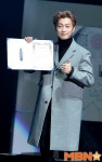 비스트 윤두준, `뷰티상사 수고했상 수상` [비스트 팬미팅]