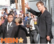 [MBN포토] ‘어벤져스2’ 크리스 헴스워스, 훈훈한 팬서비스