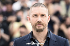 톰 하디, 반삭 스타일로 ‘불꽃 카리스마’ [MBN포토]