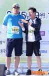 양준혁-김덕현 `끝까지 완주 하자고!` [MBN포토]
