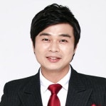 개그맨 김민수, 1살 연하 연인과 결혼…빌리어즈TV 이사