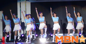 아이오아이 `강남 한복판에서 픽미~` [MBN포토]