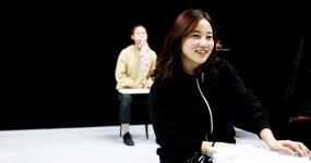 김시영, 연극 ‘메디아 온 미디어’ 출연