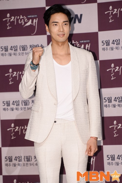 강지섭, JMS 실체 폭로 여성은 육체적 피해, 남성은 가스라이팅 고백하여 논란 해명