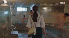 목욕탕신 논란 뭐 길래?…‘숨바꼭질’ 보다 당황+깜짝