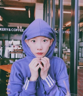 태연 일상 공개, 방부제 미모 발산 “정말 30대 맞아?”