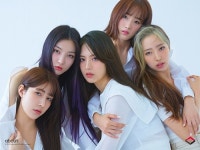 데뷔 앞둔 레드스퀘어, 5인 5색 매력 담긴 단체 이미지 공개