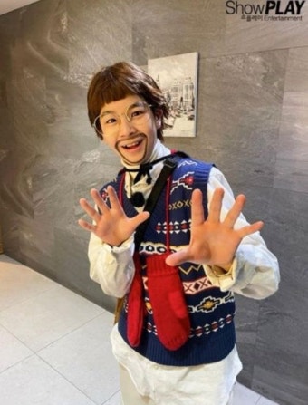 정동원, 붐 도플갱어?…수염난 삐약이로 변신 “일일 리포터” [M+SNS]