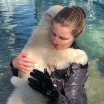 [영상]어푸어푸…새끼 북극곰 남매의 첫 물놀이 현장 풍덩