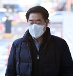 최윤길 전 성남시의회 의장, 화천대유 40억 원 수뢰 혐의 부인