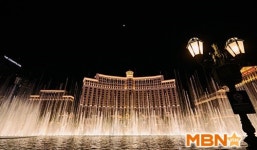 벨라지오 분수쇼 ‘BTS 다이너마이트‧버터와 함께’[MBN포토]