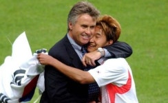 어게인 2002…히딩크, 한일 월드컵 4강 신화 지휘한다