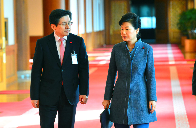 김문수, 박근혜의 명예 회복 촉구…보수 진영 화제