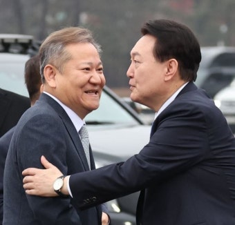 박홍근 
