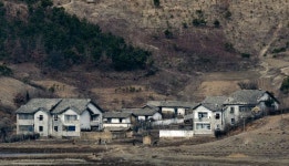 北 교화소 집단 탈옥…2년 간 수감자 700명 아사·병사