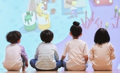 직원 자녀 밤 10시까지 맡아주는 사내 어린이집…저출산 해결에 나선 기업들