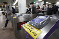 졸다가 지하철 못 내리면 추가 요금?…이제 사라진다