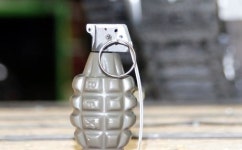 밭 갈다 깜짝 청주서 6·25 당시 수류탄 발견…폭발 위험 없어