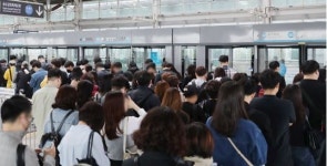 인천도 위험하다 계양역 사고 압사 위험성 지적...대책 마련 필요