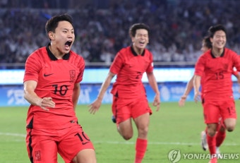 황선홍호, 아시안게임 남자축구 3연패…일본에 2-1 역전승