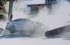 버스정류장 돌진해 여고생 사망…70대 운전자, 급발진 주장 철회