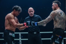 네덜란드 킥복싱 전설, 추성훈 때려눕혀 상금 6700만원