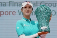 스크린골프 더스윙제트, 김재희 프로 KLPGA 생애 첫 우승 축하