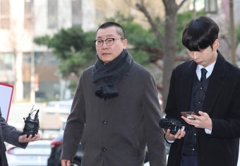 박명하 서울시의사회장 경찰 3차 출석…
