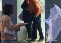 부산 사하구서 강풍으로 정전…133가구 전력 공급 끊겨