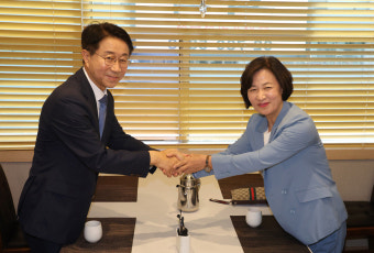 조정식 