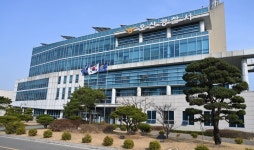 오산서 우회전하던 시내버스가 학생들 치어…4명 부상
