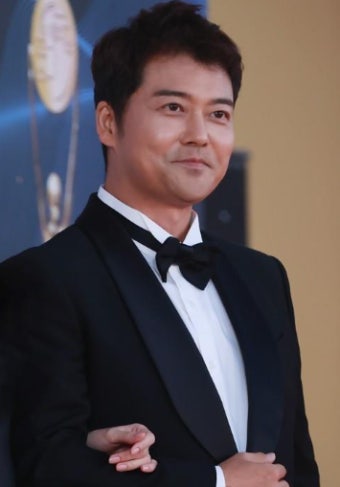 전현무, SBS '세상에 이런일이' 새 MC로 발탁