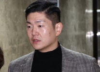 경찰, 김재섭 신변 보호 조치…집 앞 흉기 발견