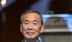 노벨문학상 단골 후보 하루키, 모교 와세다대서 명예 박사