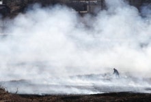 예천 밭 화재로 1명 사망…인천 아파트에선 방화 추정 화재 발생