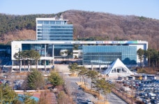 천안 서북구청장, 중국 휴가 중 호텔서 돌연 사망