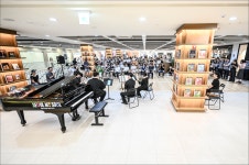 “수요일엔 음악을”…세종문화회관 한낮의 무료 음악회