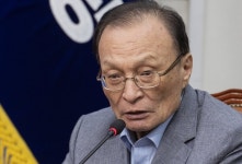 민주평통 수석부의장에 이해찬 전 총리 임명