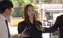 '사기 혐의' 양정원, 경찰 소환…