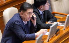 '13개 의혹' 김병기 10개월째 수사…경찰 