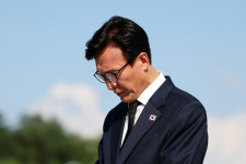 김민석, 부산·경남 일정…노무현 모역 참배 뒤 문재인 예방