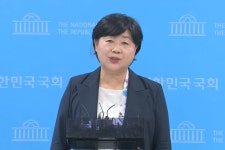 '암살자(들)' 관람한 서영교 