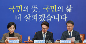민주, 신천지발 계파갈등 조짐에 야간 최고위…